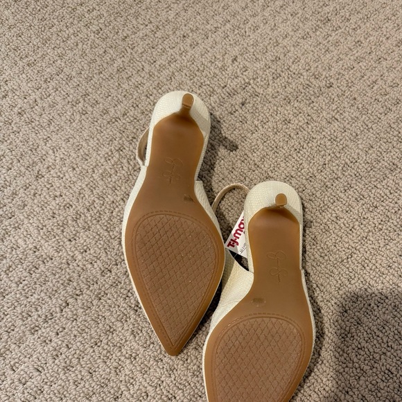 Jessica Simpson Cream Slingback Heels NWT - Picture 5 of 6